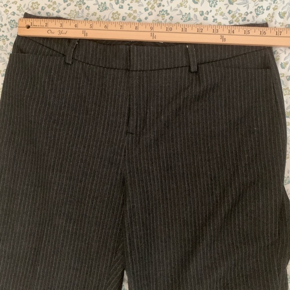 Coldwater Creek Trouser Fit Pinstripe Dress Pants Size 10 Stretch Career Pants - Picture 6 of 10